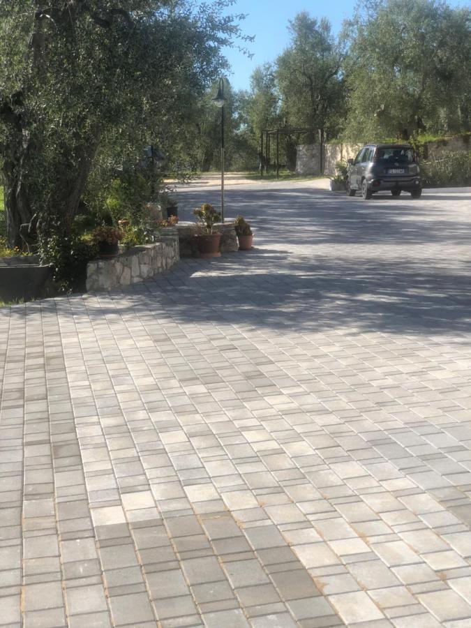 Valle Degli Ulivi B&B Весте Екстериор снимка