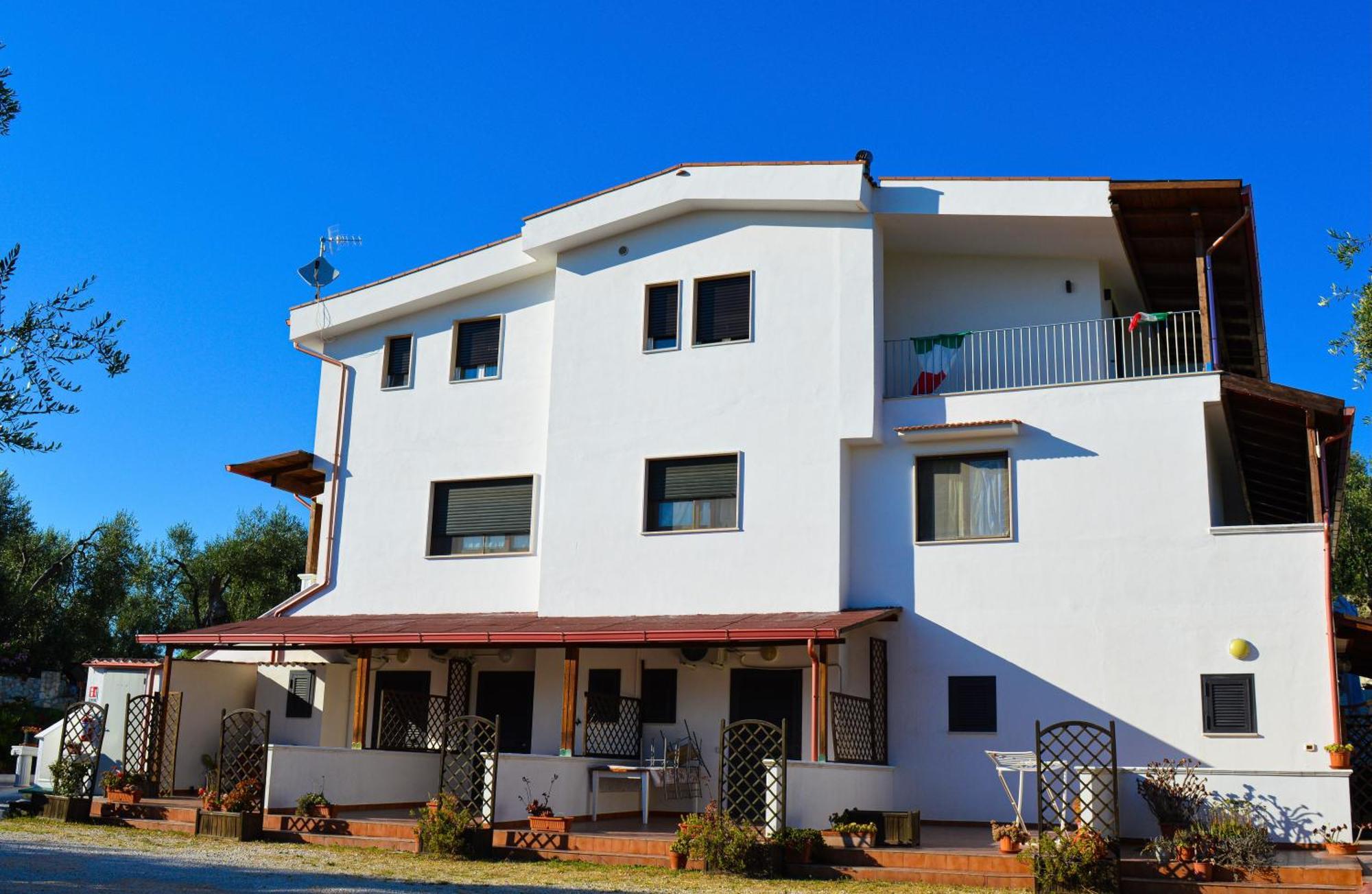 Valle Degli Ulivi B&B Весте Екстериор снимка